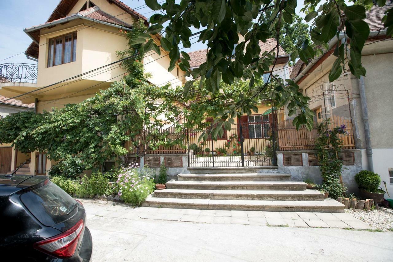Apartament Central Deal Sibiu Bagian luar foto